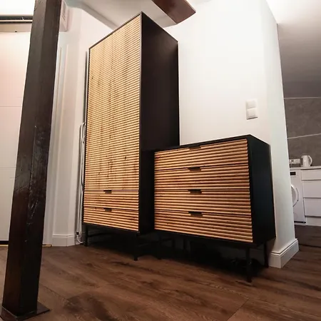 Apartment Ts